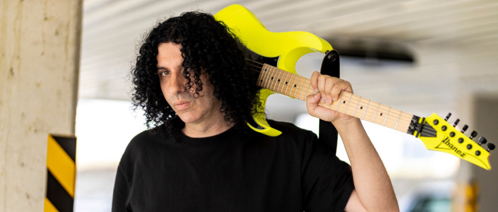 Jimi CIMBALA predstaví sólový koncertný program Rock elegance