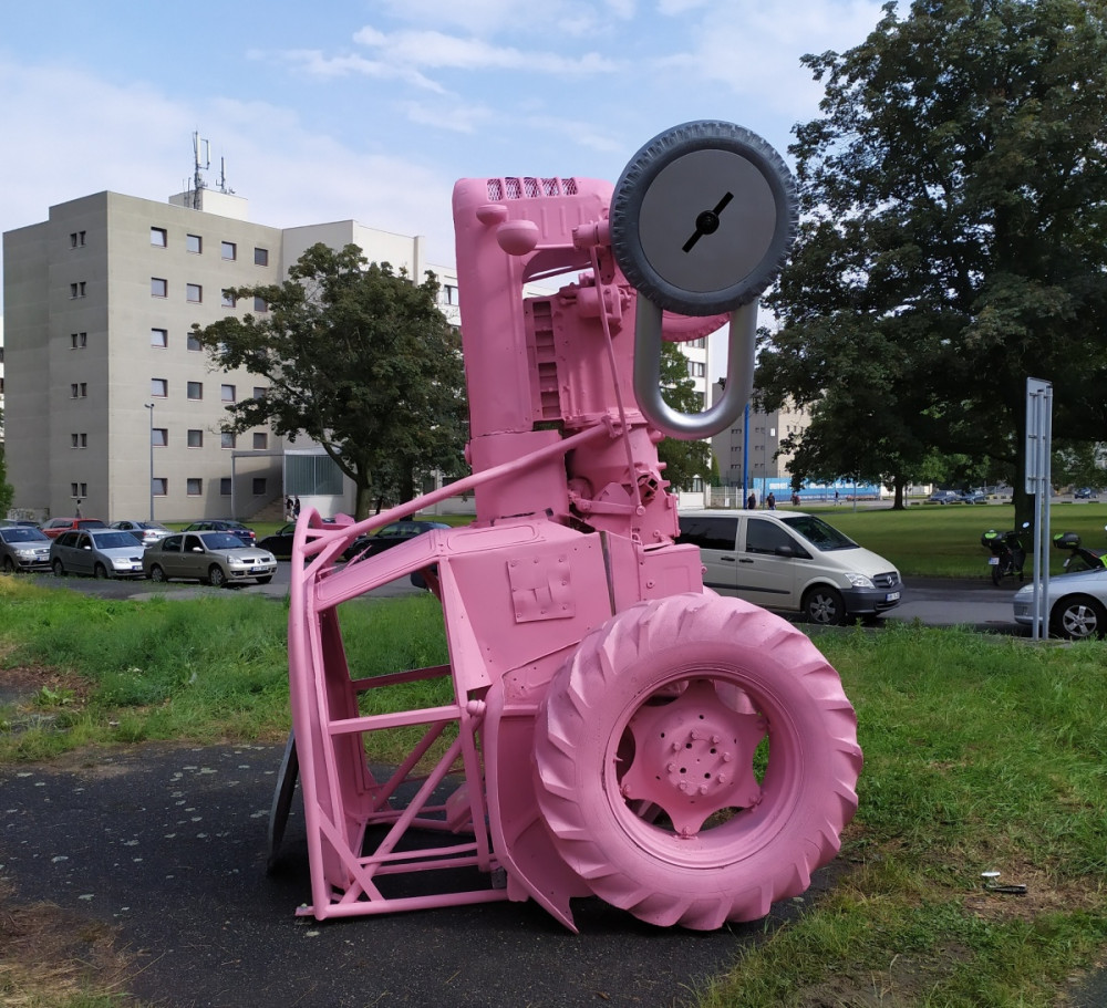 VISACÍ ZÁMEK_life 1