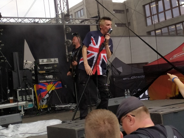 VISACÍ ZÁMEK_life 2