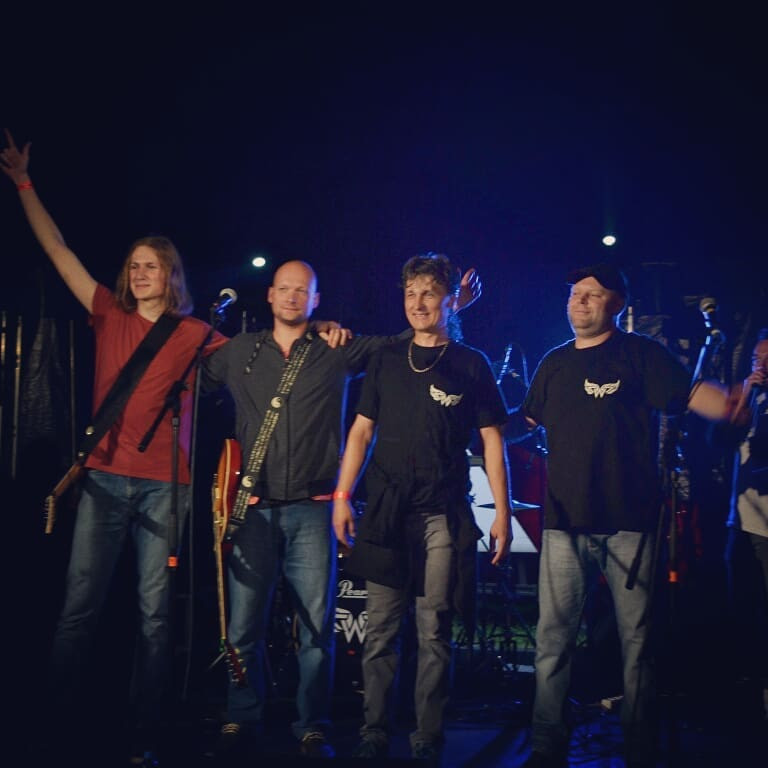 PLEASURE WITHOUT PROBLEMS